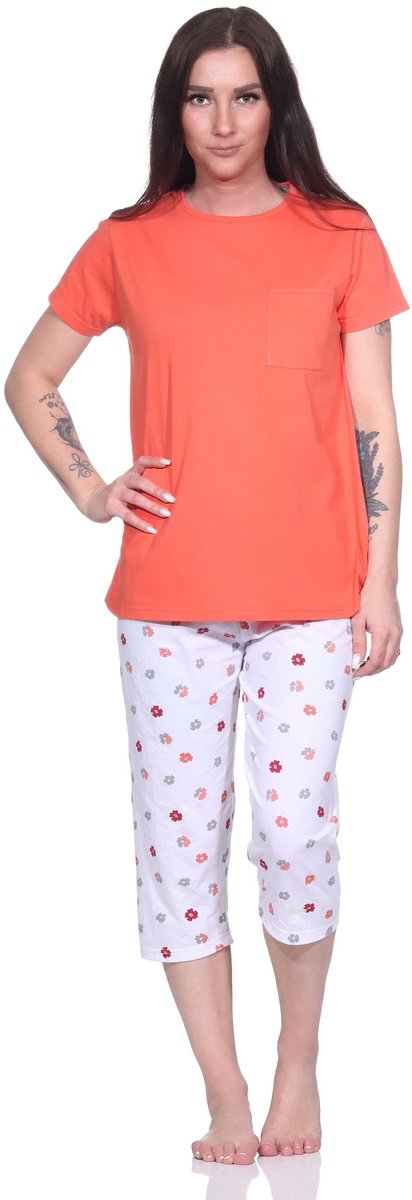 Normann Damespyjama met een t-shirt, 3/4 capribroek en een casual dessin apricot