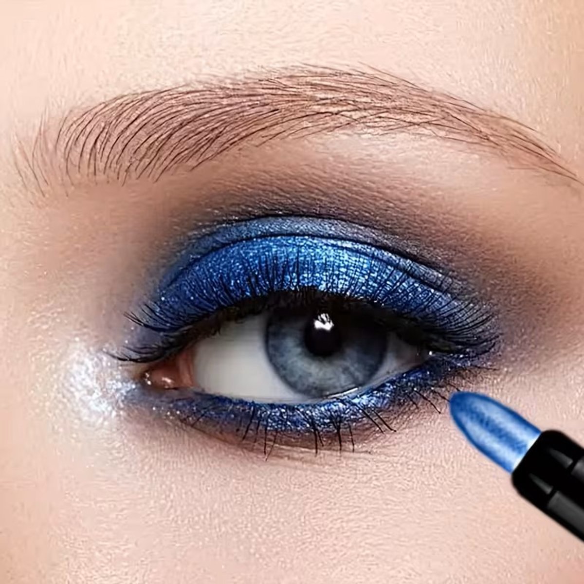 DNM eyeshadow stick Royal Blue | Eyeshadow stick | Blue