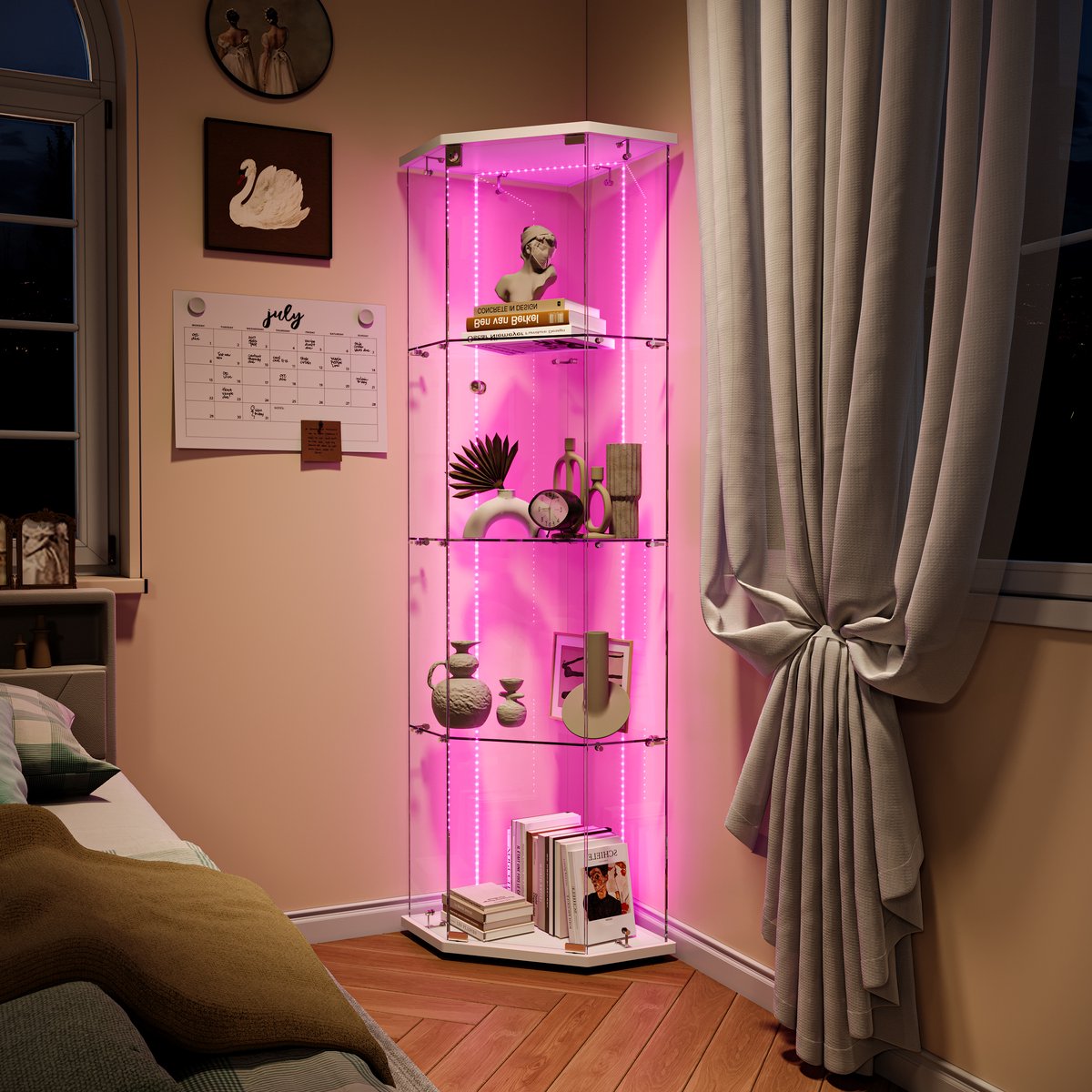 Glazen hoekvitrine met LED-strip en 4-laags vitrinekast met glazen deuren, voor verzamelobjecten en sterke drank, wit
