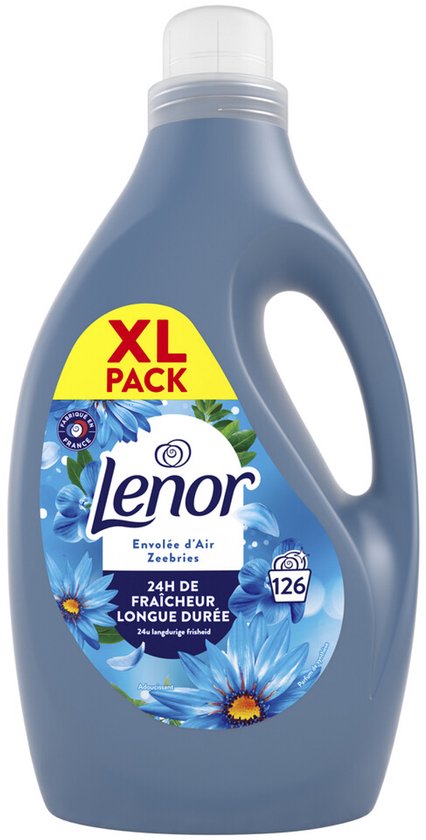 Bouteille Lenor grise avec XL PACK, fleurs bleues et '24H FRAÎCHEUR LONGUE DURÉE'.