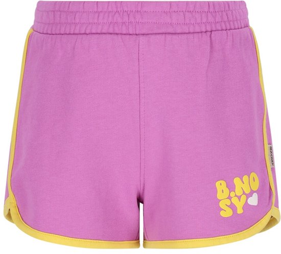 Roze meisjes short met gele biesjes en tekst 'B.NO SY'.