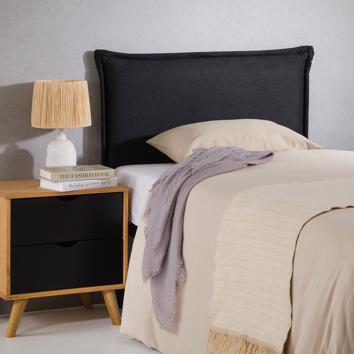 NERINA hoofdbord met houten poten 90 cm in zwart - Gestoffeerd hoofdbord, Bedhoofdbord voor eenpersoonsbed, Elegant rugpaneel met houten poten - Hoofdafbeelding