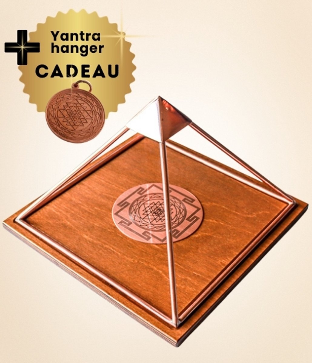Meru Piramide Groot – Handgemaakt Koper – Inclusief Gratis Shri Yantra Hanger