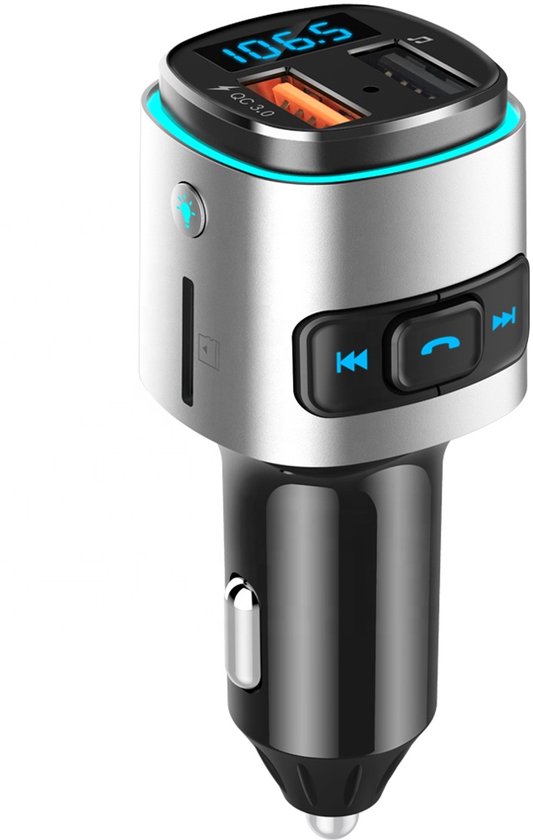 Zilverkleurige Bluetooth FM-zender met twee USB-poorten, een SD-kaartsleuf en een blauwe LED-ring.