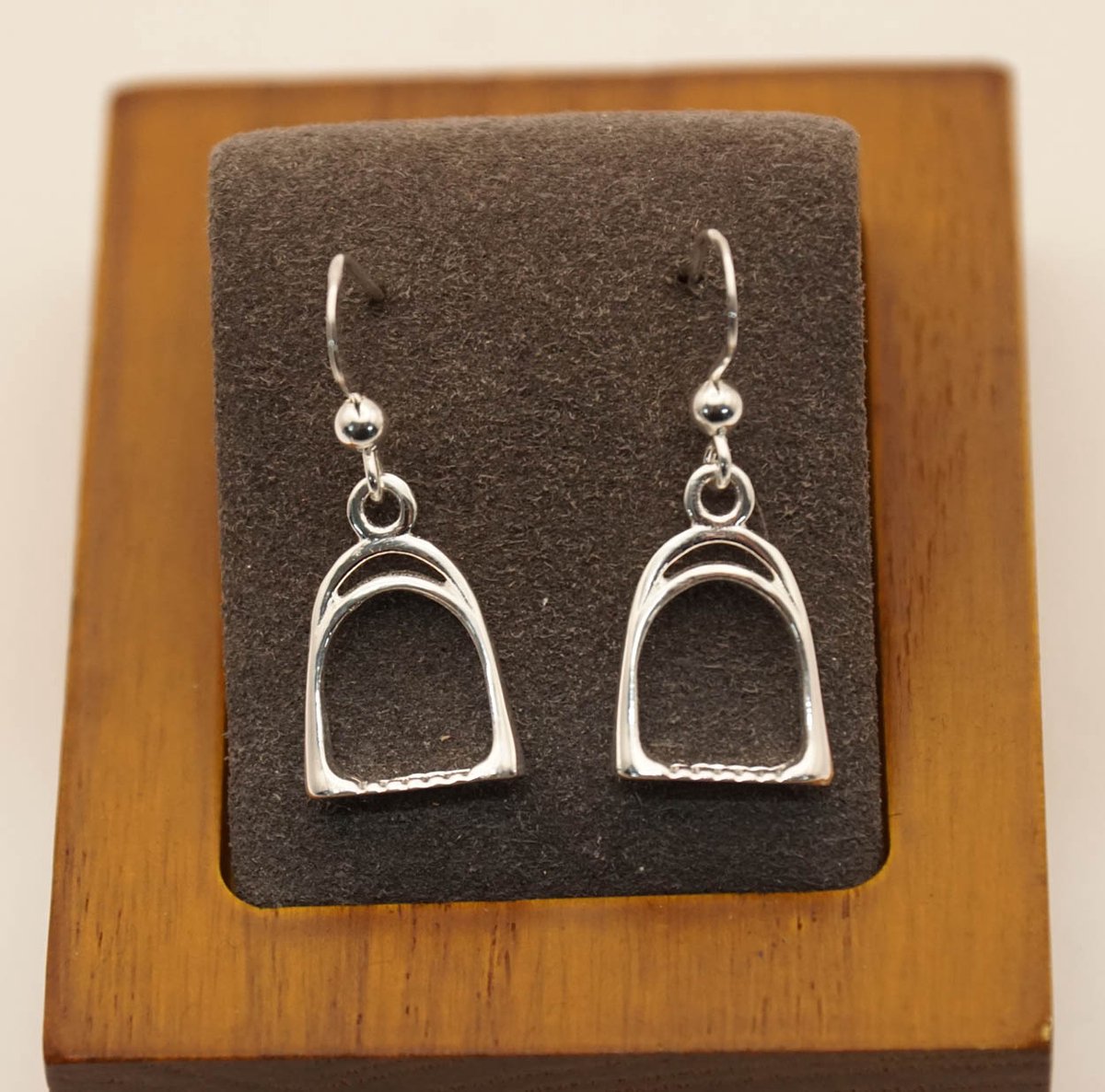 Oorhangers stijgbeugels gemaakt van 925 zilver - zilveren oorbellen van stijgbeugels - paarden stijgbeugels oorhangers - paarden liefhebbers oorbellen van zilver - paarden accessoires oorbellen van sterling zilver