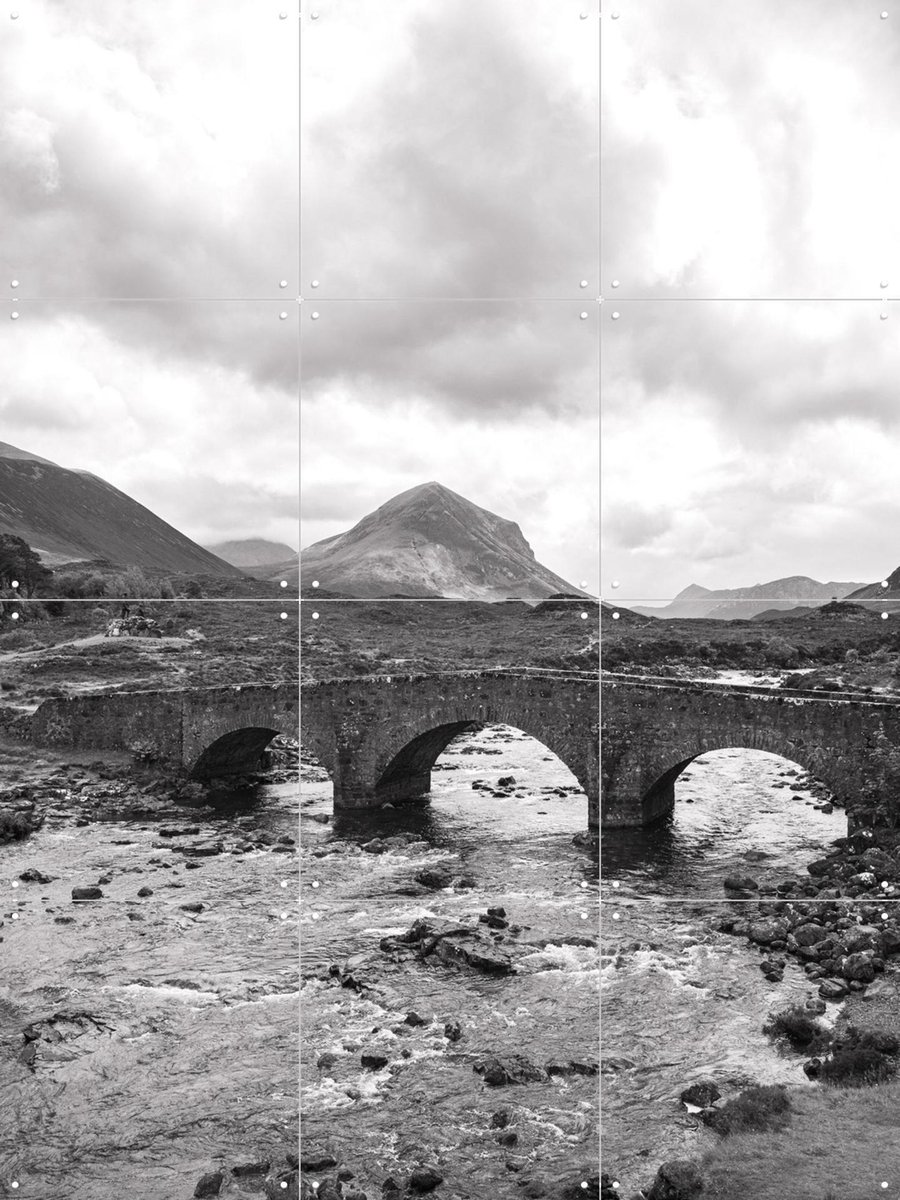 IXXI Sligachan Bridge, Henrike Schenk - 60 x 80 cm - Gratis ophangtool - Grote wanddecoratie en posters - Fotografie, Natuur