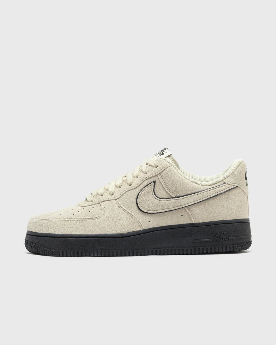 Nike Nike Air Force 1 ’07 LV8 “” Suede”” Sneakers Unisex Zwart