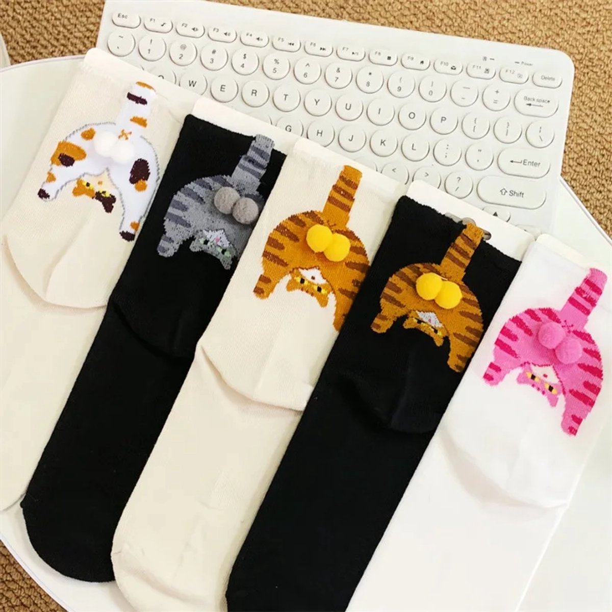 Kraftverdia Sokken Sokken Dames 3D Cartoon Cat Egg Sokken Halfhoge sokken Grappige Sokken Casual Katoenen Sokken One 5 Paar