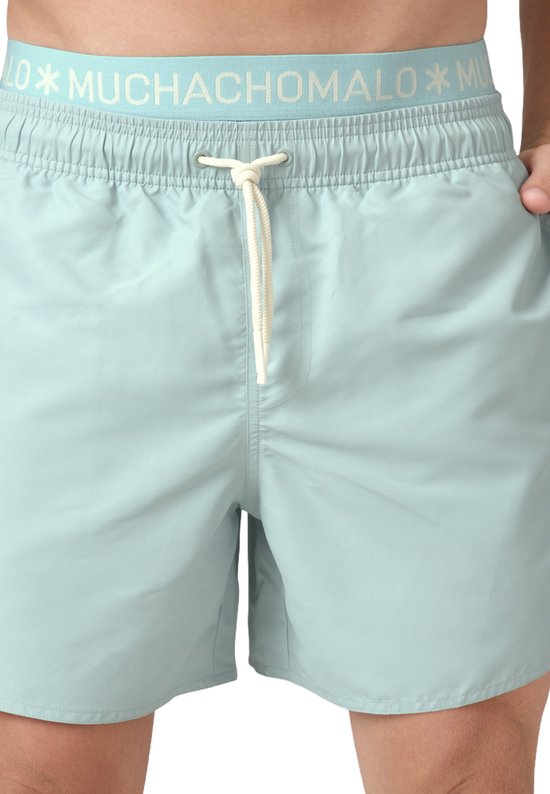 Lichtblauwe zwembroek met elastische tailleband met logo en trekkoord.