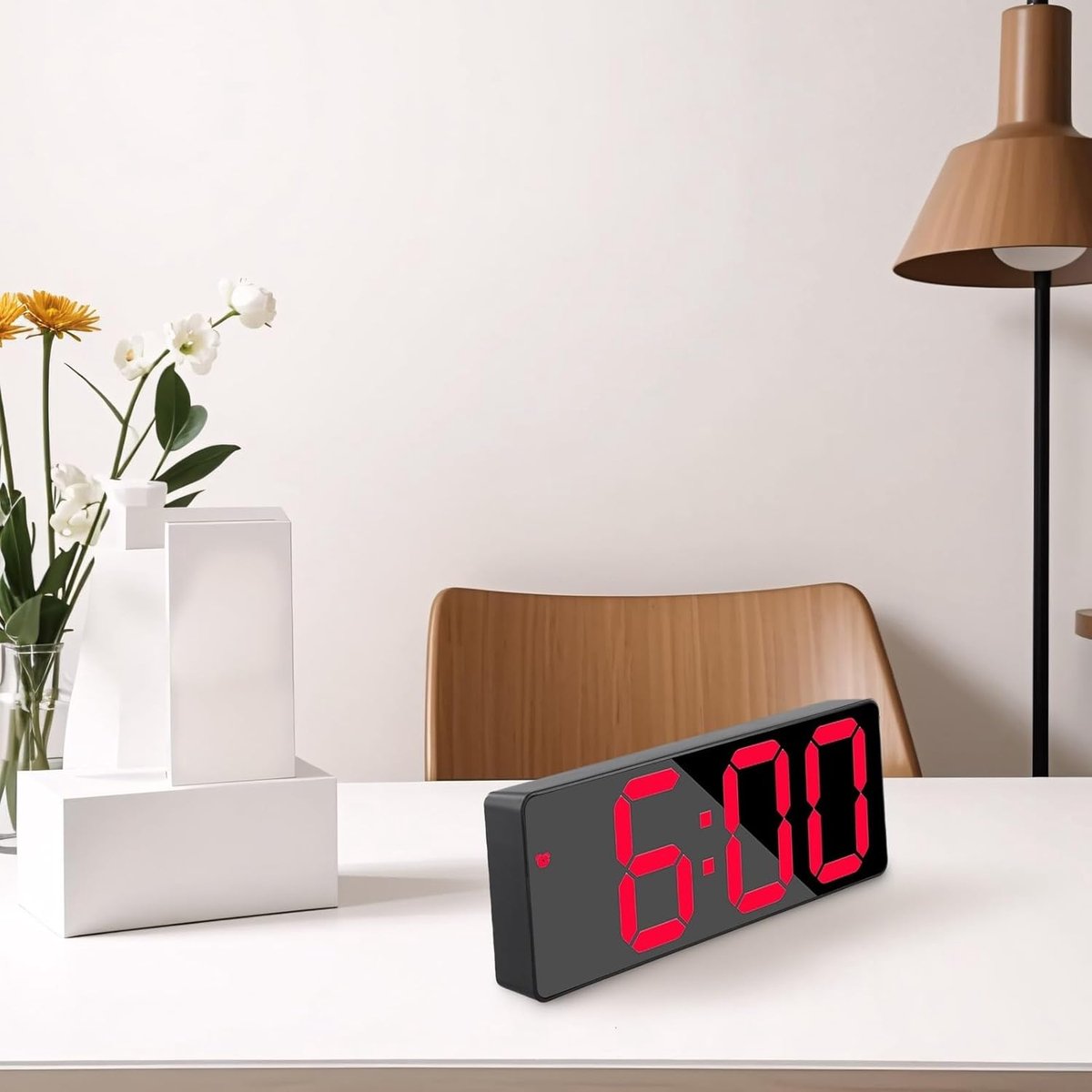 Digitale Wekker - Bureauklok Slaapkamer - Tijd Weergeven - Automatisch Dimmen - Groot Display - Rood