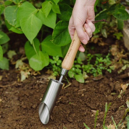 Uienplanter van roestvrij staal met houten steel voor gelijkmatige plantgaten, 30 cm — afbeelding 2