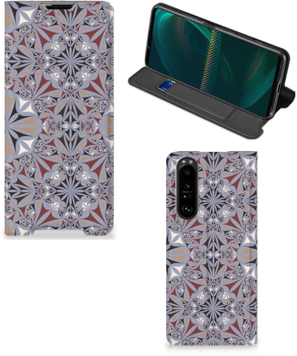 Sony Xperia 5 III Standcase Flower Tiles