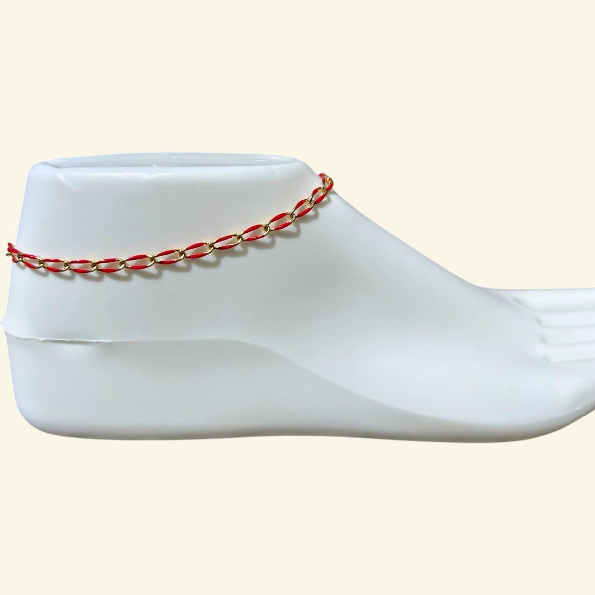 2 Love It – Crimson Twist – Enkelbandje – Rood Goudkleurig – Verstelbaar – 25 t/m 29 cm – Dames