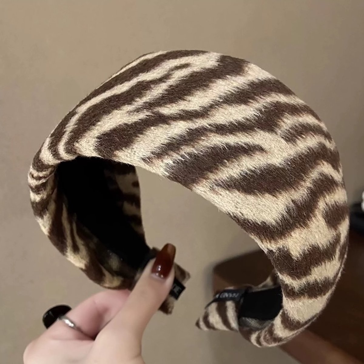 Luxe Zebra Print Haarband Statement Design-Bruin Wit