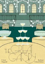 Boekomslag van 'The Great Gatsby' met een stapel champagneglazen op de voorgrond en een gebouw met verlichting op de achtergrond.