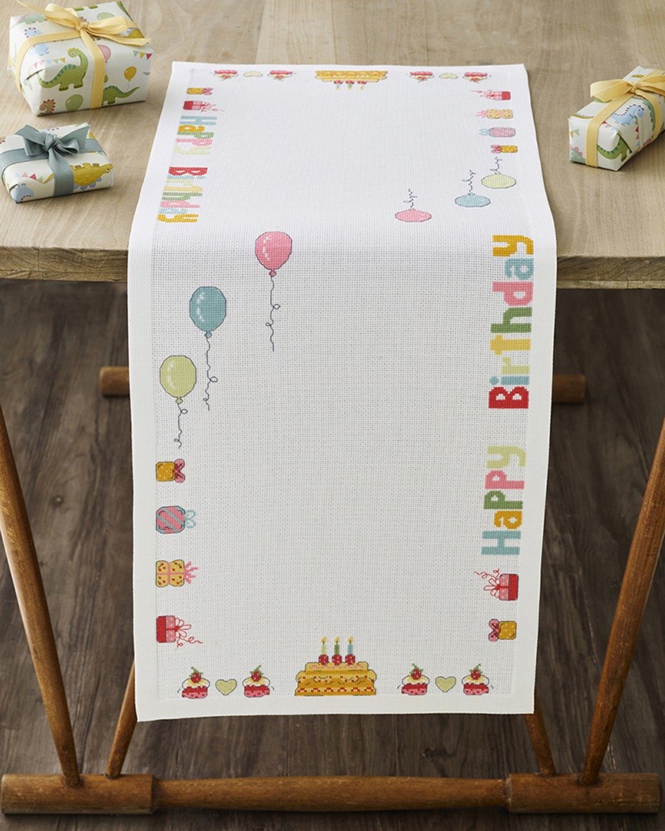Permin borduurpakket tafelloper happy birthday 68-5114 telpatroon