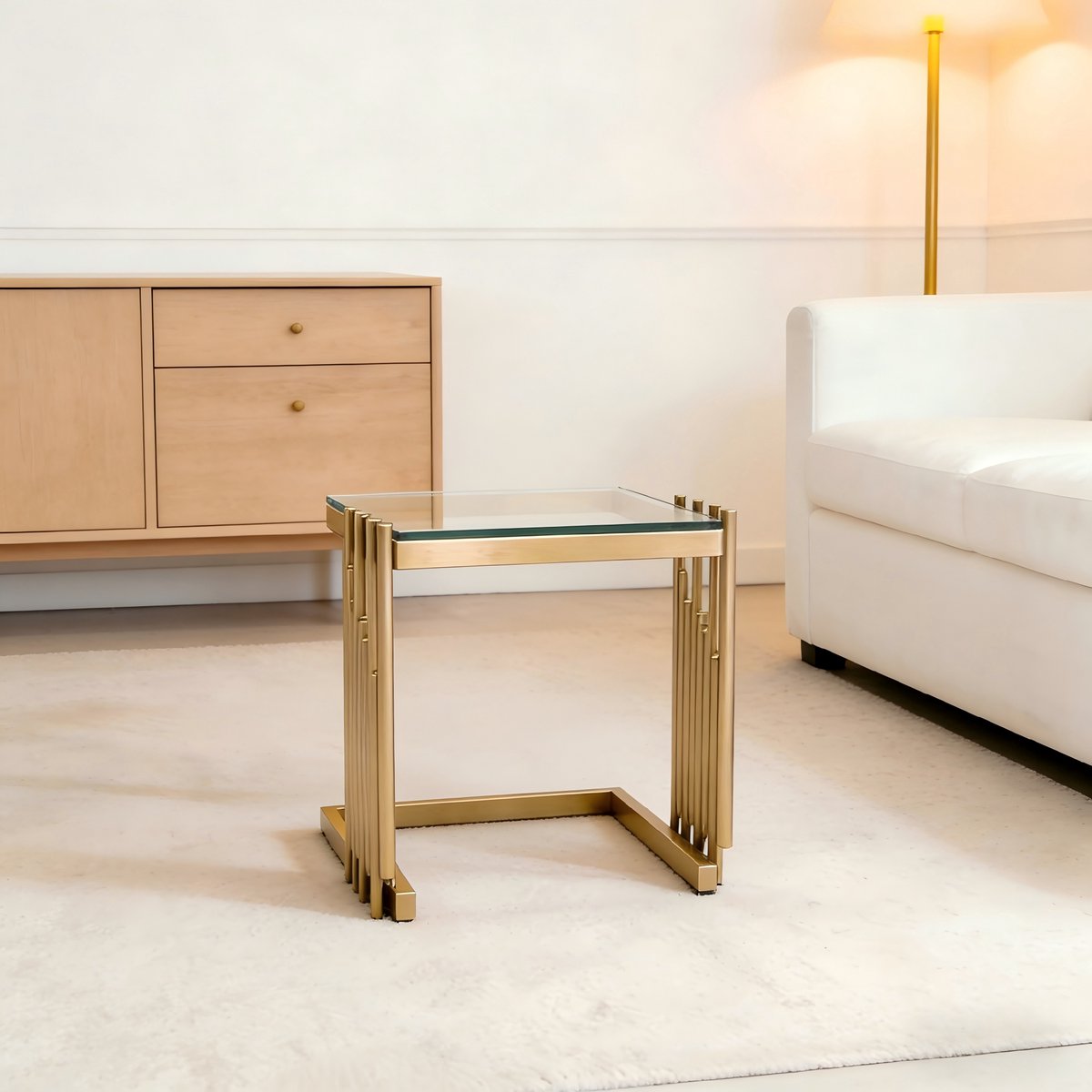 Wishdor Vierkante Bijzettafel - Compact - Modern - Voor Woonkamer - Gehard Glas En Roestvrij Staal - Goudkleurig En Transparant - 32 Cm Goud+Helder