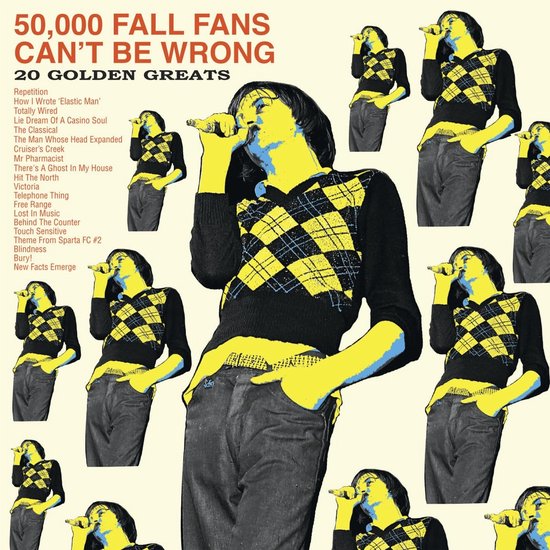 Albumhoes '50,000 Fall Fans Can't Be Wrong' met artiest in ruitjes vest, zwart shirt en grijze broek, herhaald in mozaïek.