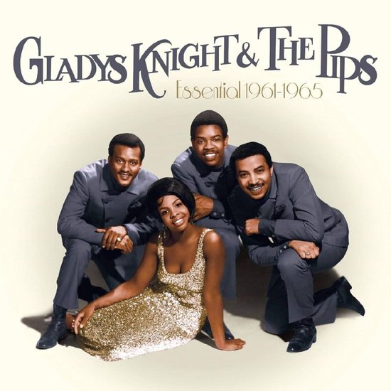 Gladys Knight & The Pips, Essential 1961-1965 albumhoes met vier personen. Vrouw in glinsterende jurk, mannen in pakken.