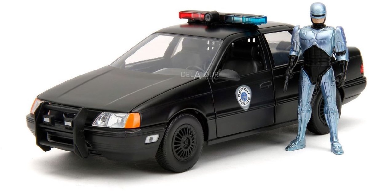 Ford Taunus with Robocop Figurine Jada 1:24