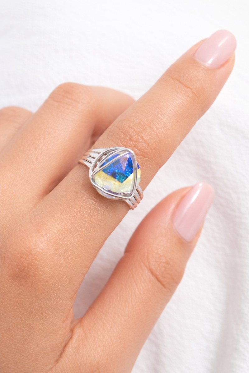SPOT - Verstelbare Handgemaakte Ring - Italiaans Design met Ø 14 mm SWAROVSKI ELEMENTS™ Kristal - Gemaakt van Gerhodineerd Materiaal