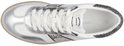 Bovenaanzicht van witte dames sneaker met zilverkleurige details, slangenprint en glitter op de hiel.