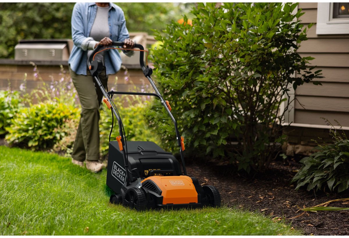 BLACK+DECKER Verticuteermachine 1200W Verticuteerder en beluchten BEOEP320-QS thumbnail 5