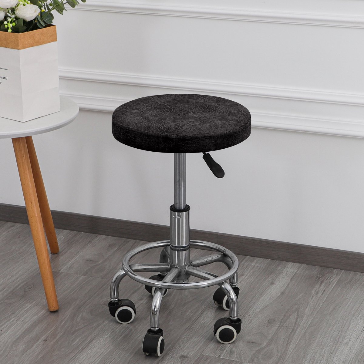 Covers by Ralfos* Elastische Zwarte Krukhoes | Luxe Leerlook, Stretchbare Stoelhoes voor Krukken | Bescherming tegen Slijtage en Vlekken, Machinewasbaar | Tabouret Hoes | Ergonomische zadelkrukhoes