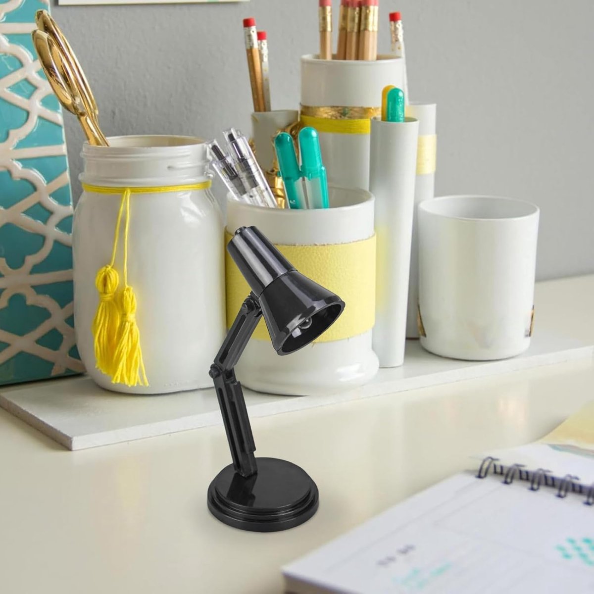 Draagbare Leeslamp - Opvouwbare LED Lamp - Nachtkastje Lezen - Niet-Verblindend Licht - 11x4cm Compact - Zwart — cadeau in Gadgets - foto 3