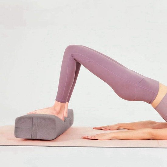 Yoga Kussen - Ondersteunend Bolster - Ontspanning en Training - Machine Wasbare Hoes - 68x26x13 cm - Grijs — afbeelding 4