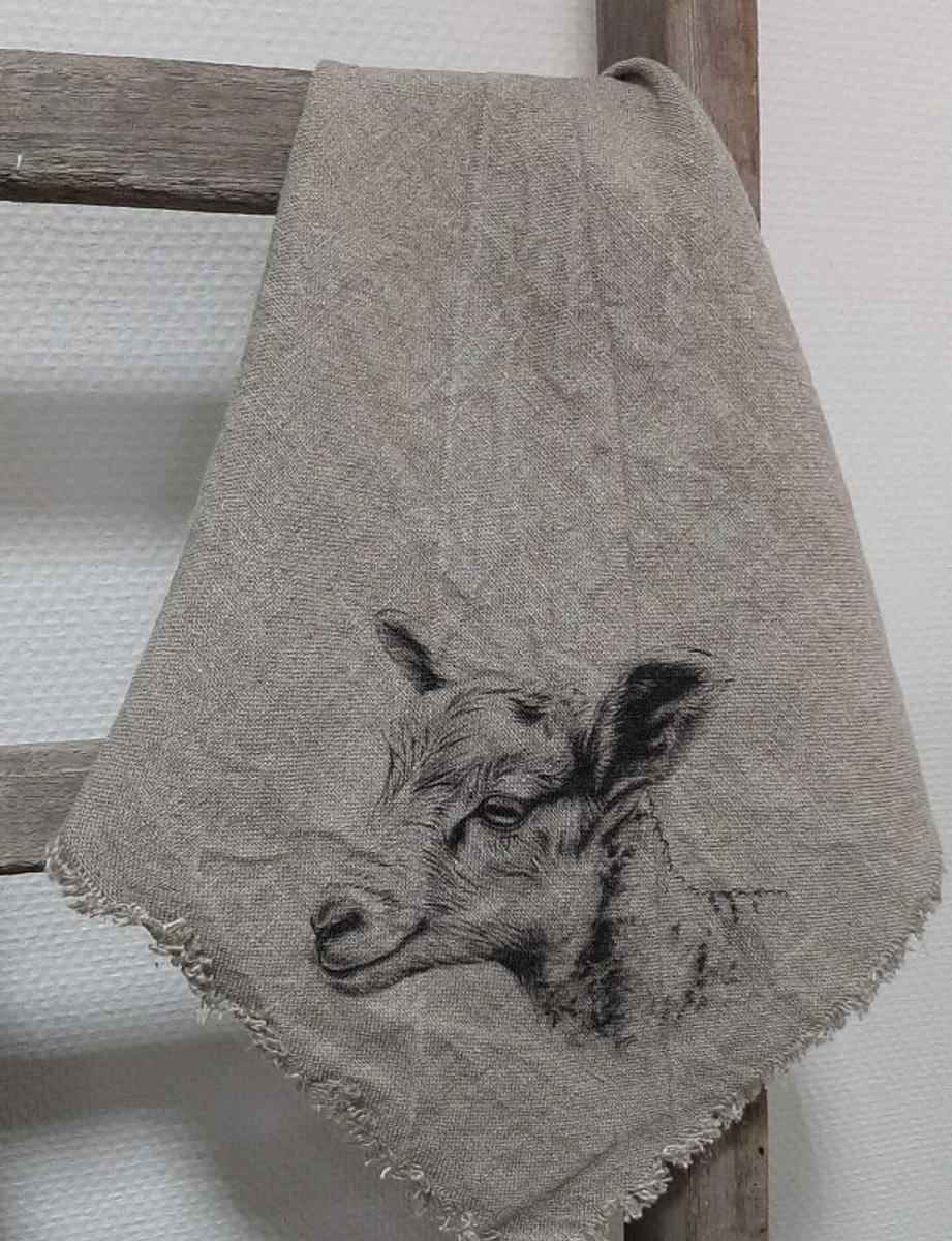 Landelijke linnen shabby doek lammetje ca 50 x 50 cm/Shabby doek lammetje