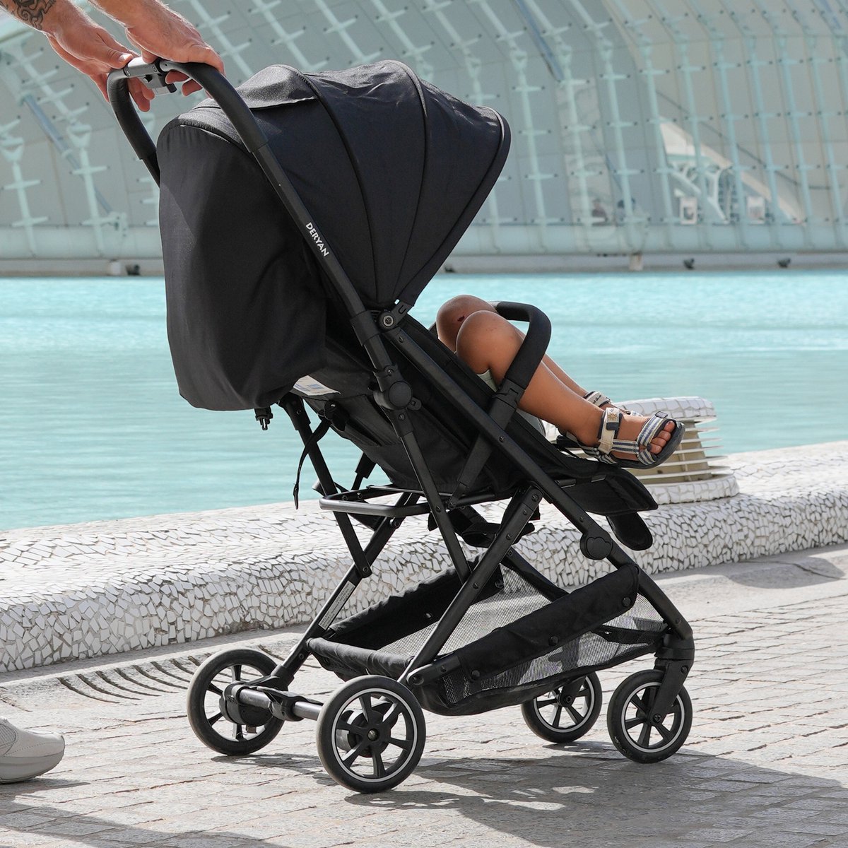 Deryan Easy2 Buggy - Lichtgewicht - Compact - Inklapbaar - Chocolade – foto 4