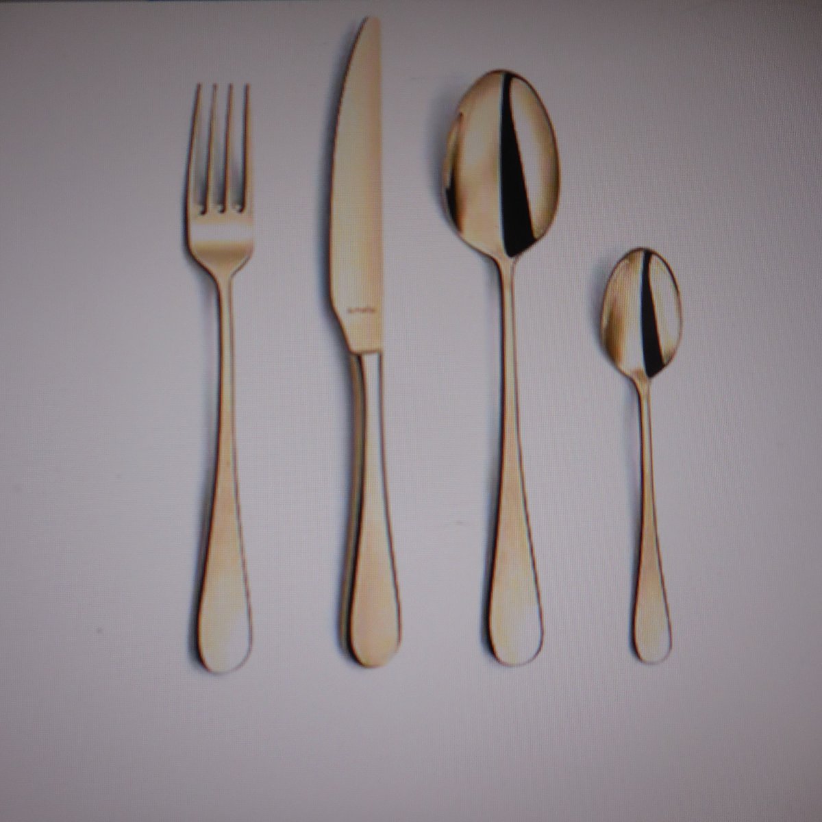 Art oms VENUS GOLD BESTEKSET 24PCS HOUTEN KIST