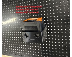Houder geschikt voor STIHL AK serie accu - Batterijhouder - Wandbevestiging - Wall Mount - Batterij NIET Inbegrepen!