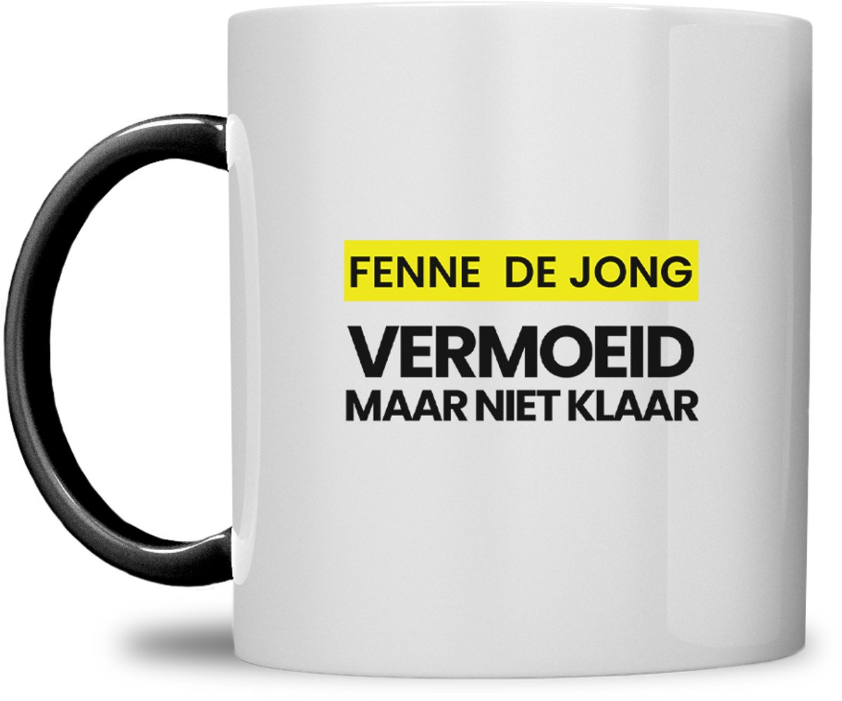 fitgirl mok | gepersonaliseerd met naam | vermoeid maar niet klaar | zwart | speciaal voor de hyrox liefhebbers | fit girl gym