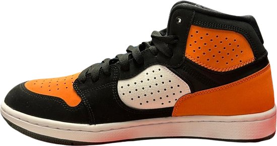 Jordan Acces - Sneakers - Zwart/Oranje - Maat 45