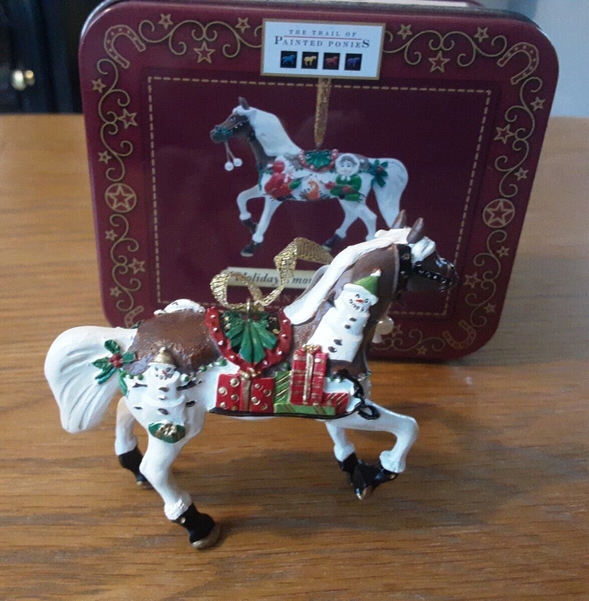 The Trail of Painted Ponies-Kerst ornament paard - Smores