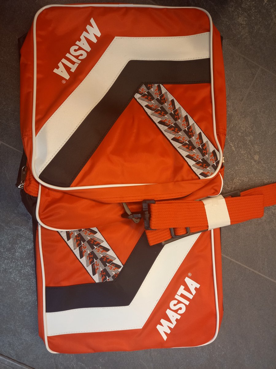 MASITA Sporttas - Rood -53x 25 x 33 cm
