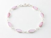 Hoogglans zilveren armband met roze parelmoer