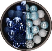 Kerstballen - 74x stuks - kobalt blauw -lichtblauw - 6 cm - kunststof