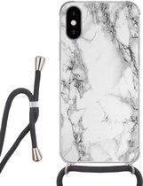 Hoesje met koord Geschikt voor iPhone XS - Marmer print - Steen - Wit - Grijs - Zwart - Marmer printlook - Siliconen - Crossbody - Backcover met Koord - Telefoonhoesje met koord - Hoesje met touw