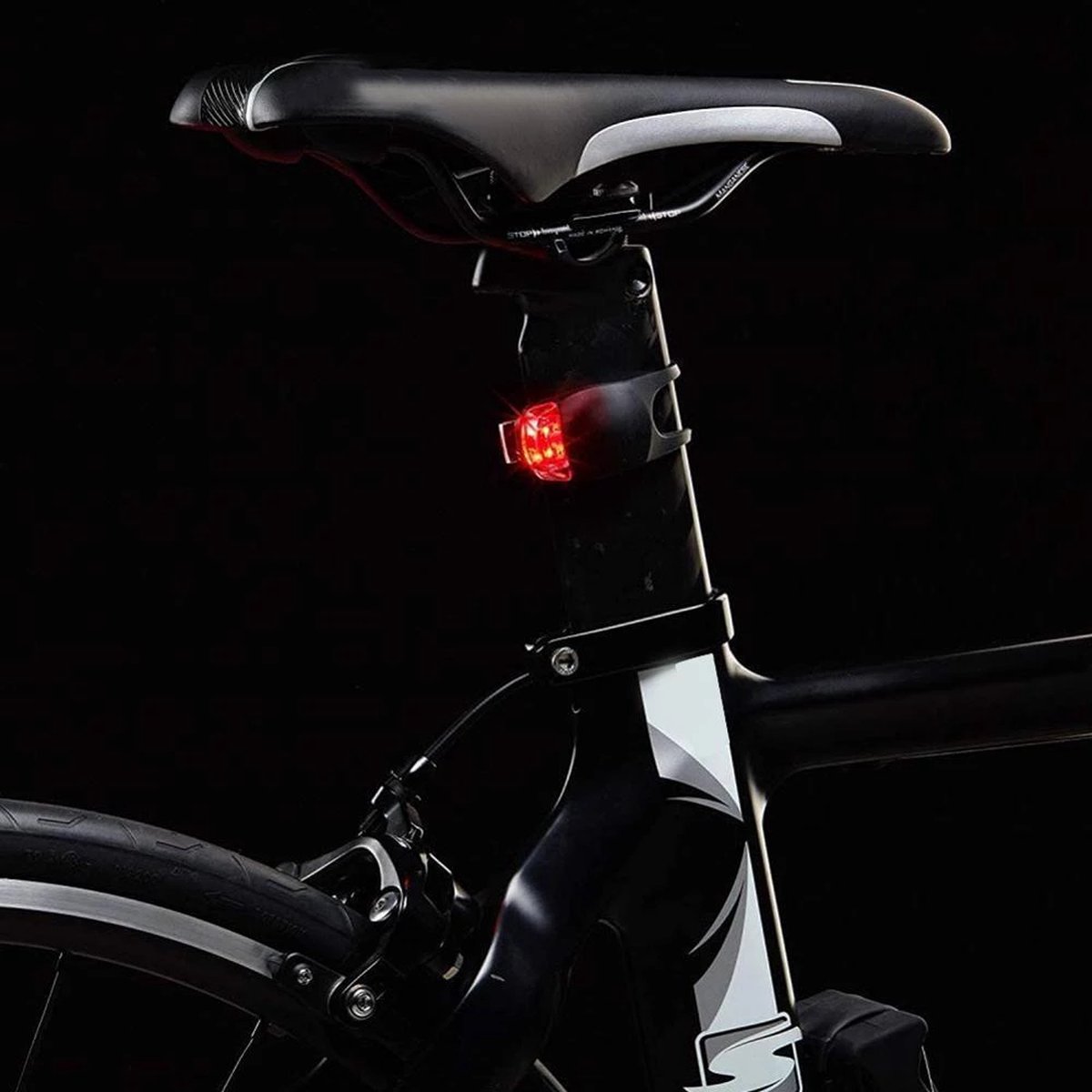 Fietslamp - Voor- en achterlicht - Lamptype: Led Extra: Spatwaterdicht