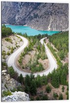 WallClassics - Dibond - S-bend at Blauw Meer - 60x90 cm Photo sur Aluminium (Décoration murale en métal)