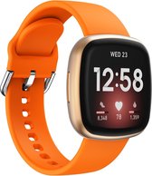 By Qubix geschikt voor Fitbit Versa 3 - Fitbit Versa 4 - Fitbit Sense 1 - Fitbit Sense 2 - Siliconen bandje - Oranje Smartwatchbandje bandje Armband Polsband Strap Band Watchband