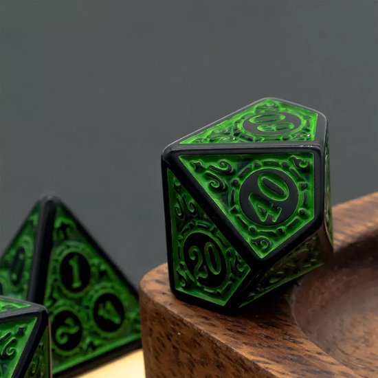Thumbnail van een extra afbeelding van het spel D&D dice set - DnD dobbelstenen set Groen - Dungeons and Dragons dobbelstenen Inclusief Luxe leren bewaarzakje