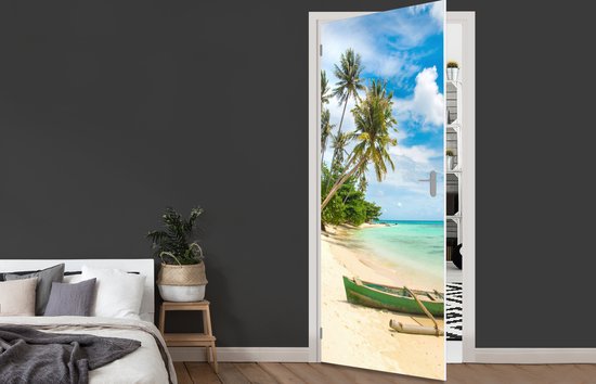 Deurposter 95x215 cm - Deursticker Strand - Kano - Palmboom - Tropical - Meubelfolie zelfklevend - Deurfolie woonkamer - Interieurfolie fotobehang - Deur plakfolie - Deurstickers - Deurbehang sticker - Kamer decoratie