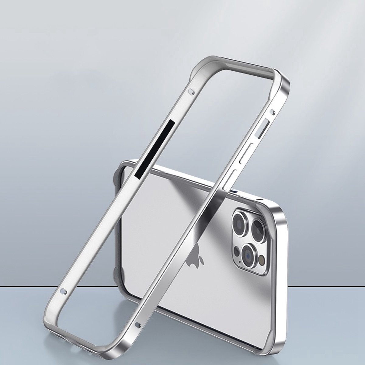 iPhone 14/13/13 Pro Aluminium Bumpercase Zilver (GEEN achterplaats) - Ultradun - Perfect fit -Aluminium + TPU - Shockproof