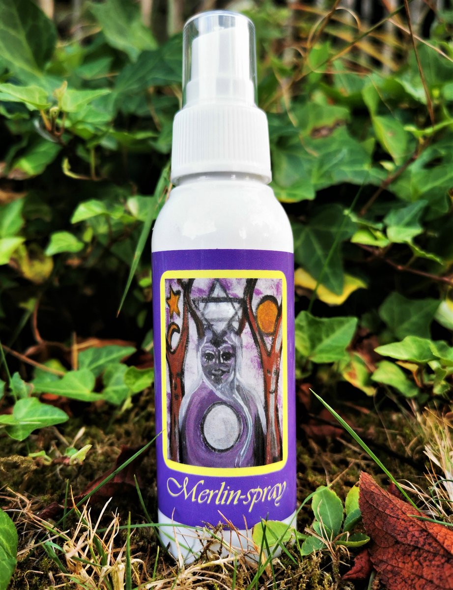 Goedkoopste Merlin Spray - Magical Aura Chakra Spray - In the Light of the Goddess by Lieveke Volcke - 100ml