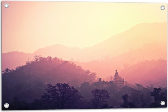 WallClassics - Poster de jardin - Paysage de montagne avec lueur violette - 75x50 cm Photo sur Poster de jardin (décoration murale pour l'extérieur et l'intérieur)