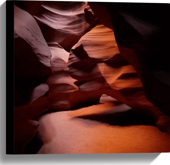 WallClassics - Canvas  - Gang bij Antelope Canyon - 40x40 cm Foto op Canvas Schilderij (Wanddecoratie op Canvas)